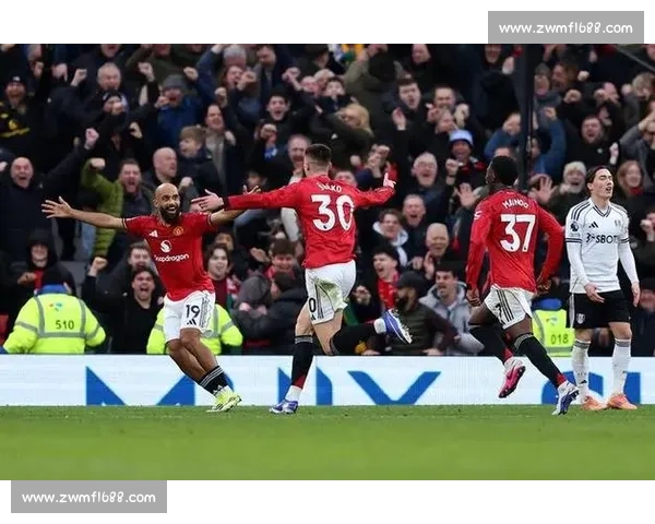 皇马对阵曼联焦点大战解析豪门底蕴与战术博弈历史恩怨球星对决赛场风云